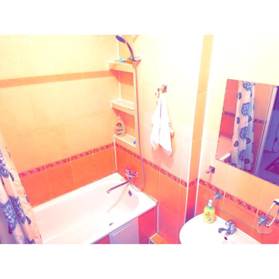 Nomad Apartment On Syganak 10Str Астана Номер фото